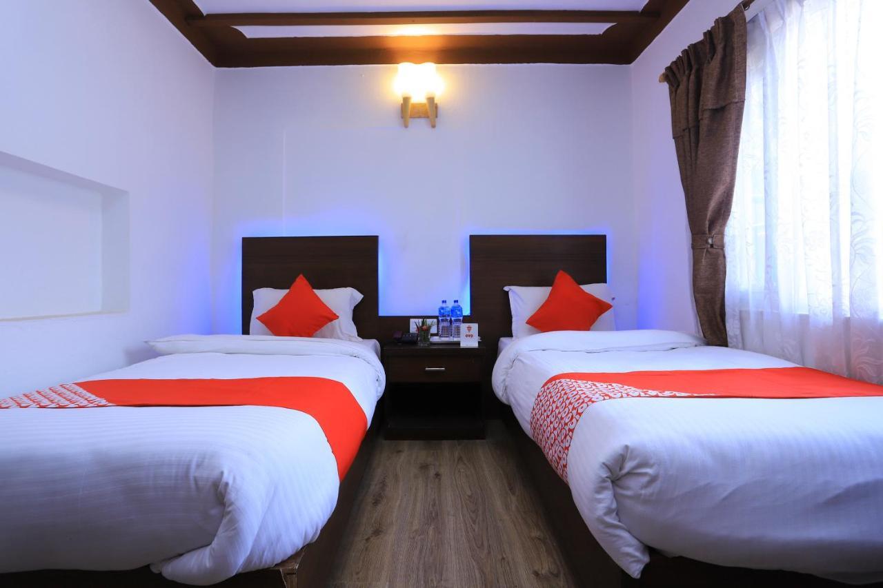 Oyo 591 Hotel Blue Moon Dharampur Exterior photo