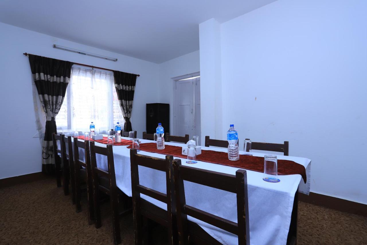 Oyo 591 Hotel Blue Moon Dharampur Exterior photo